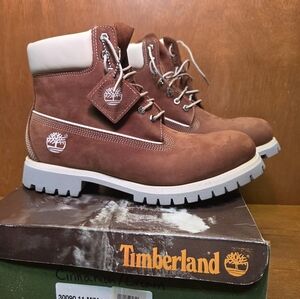 VINTAGE MADE IN USA TIMBERLAND BOOTS 6" PREMIUM AMERICAN CRAFT 11 Cinnamon Cream